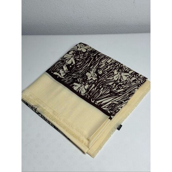 Loro Piana Turati Herringbone Cashmere Scarf 51”X 51” See Description - Picture 5 of 16